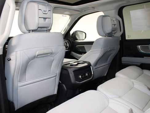 New 2026 Ford Expedition Max Platinum AWD/4WD image 26