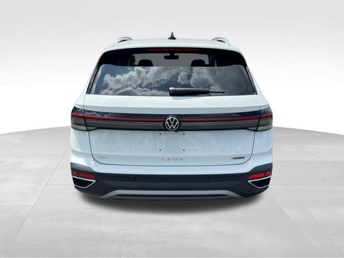 New 2026 Volkswagen Taos SEL AWD/4WD image 6