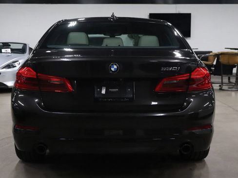 Used 2019 BMW 530i w/ Convenience Package image 4