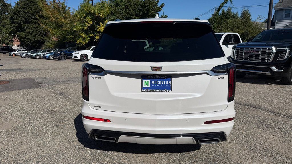 Used 2020 Cadillac XT6 Sport AWD/4WD image 5