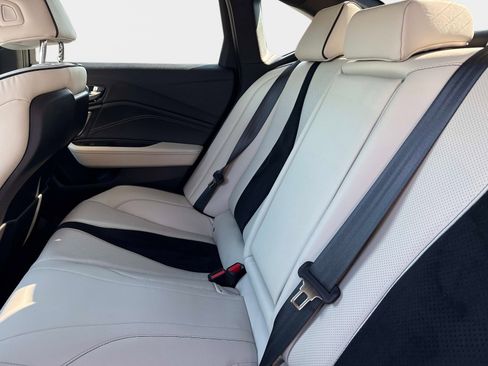 Used 2025 Acura TLX w/A-Spec Package image 13