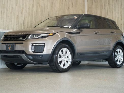 Used 2018 Land Rover Range Rover Evoque SE Premium AWD/4WD image 4