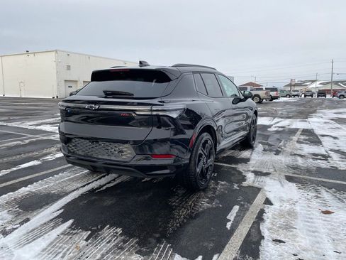 Used 2025 Chevrolet Equinox EV RS image 7