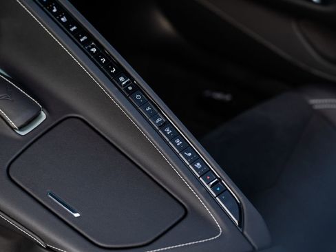 Used 2025 Chevrolet Corvette Z06 w/ Battery Protection Package image 39