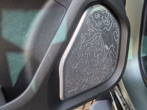 Used 2024 GMC Hummer EV 3X image 31