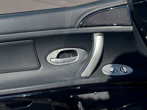 Used 2001 BMW Z8 RWD image 18