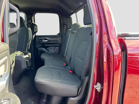 Used 2019 RAM 1500 Big Horn AWD/4WD image 22