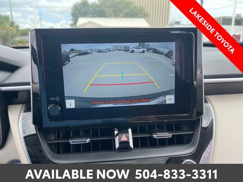 Used 2023 Toyota Corolla Cross XLE w/ Convenience Package AWD/4WD image 35