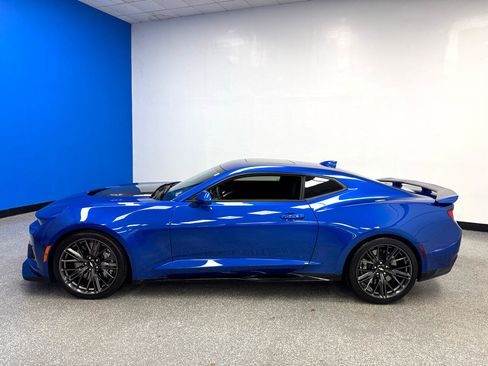 Used 2017 Chevrolet Camaro ZL1 image 6