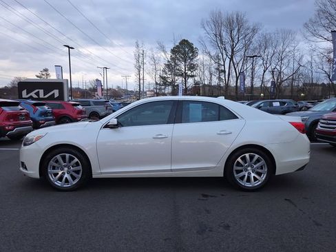 Used 2013 Chevrolet Malibu LTZ image 2