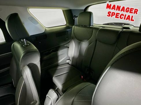 Used 2024 Hyundai Palisade SEL w/ Premium Package FWD image 28