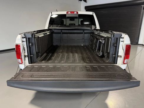 Used 2015 RAM 1500 Laramie w/ Convenience Group AWD/4WD image 15