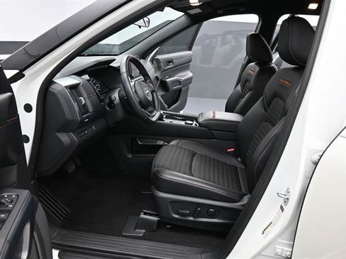 Used 2024 Nissan Pathfinder Rock Creek AWD/4WD image 14