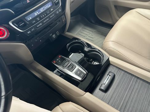 Used 2021 Honda Pilot Touring image 22