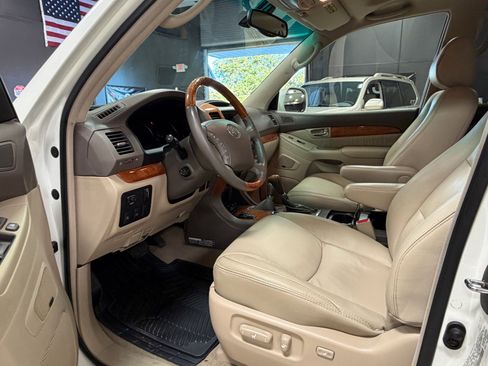 Used 2004 Lexus GX 470 image 16