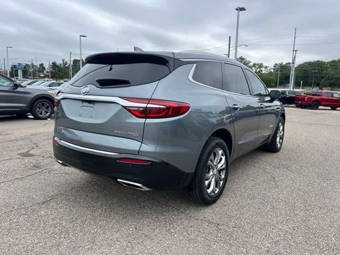 Used 2019 Buick Enclave Avenir w/ Avenir Technology Package AWD/4WD image 4