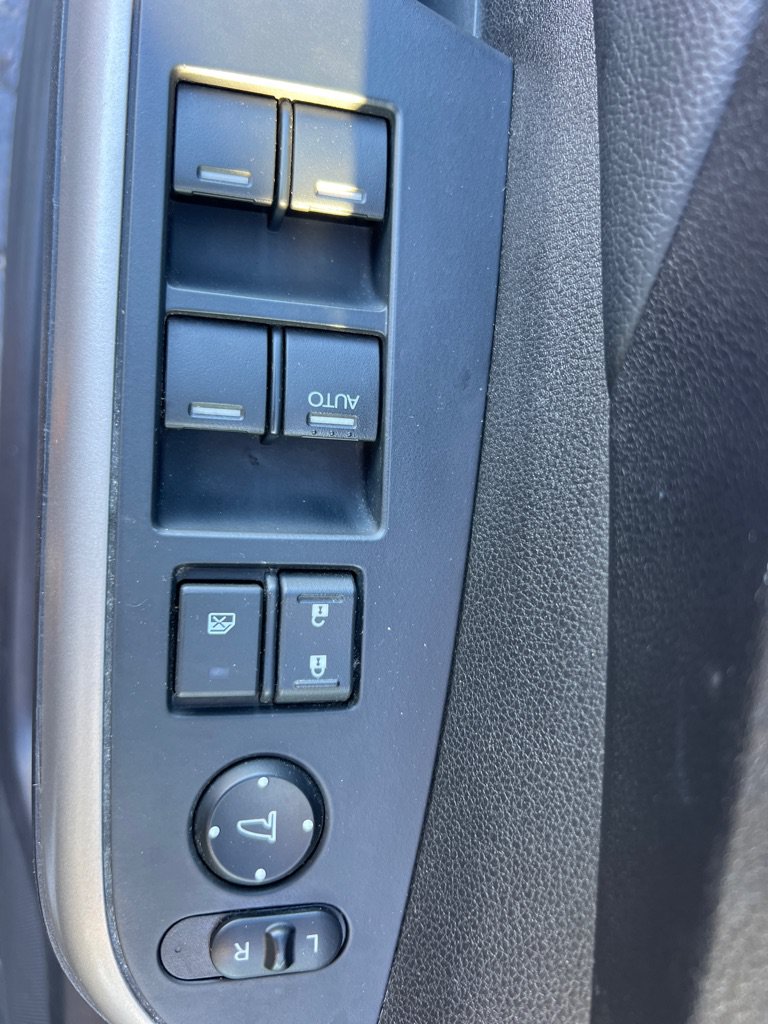 Used 2014 Honda CR-V EX-L image 25