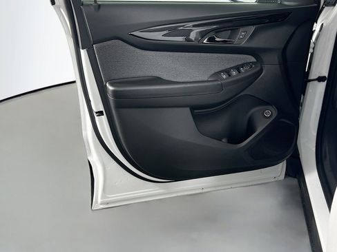 New 2026 Chevrolet TrailBlazer LT w/ Convenience Package image 17