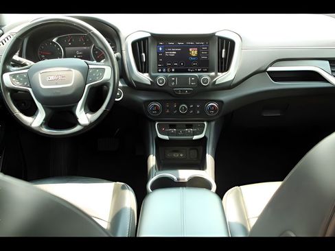 Used 2022 GMC Terrain SLT image 26