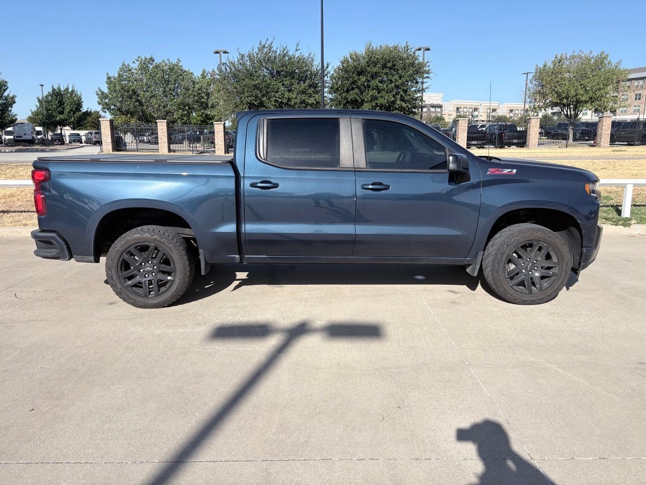 Used 2021 Chevrolet Silverado 1500 RST AWD/4WD image 3
