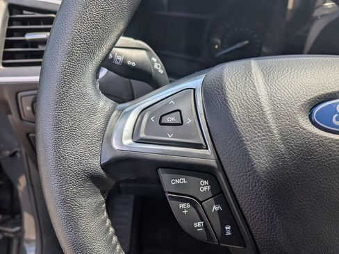 Used 2021 Ford Edge SEL w/ Convenience Package AWD/4WD image 16
