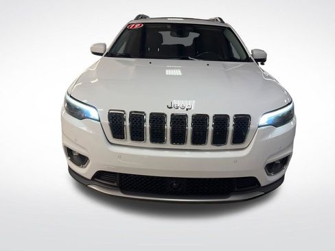 Used 2019 Jeep Cherokee Limited w/ Technology Group AWD/4WD image 12