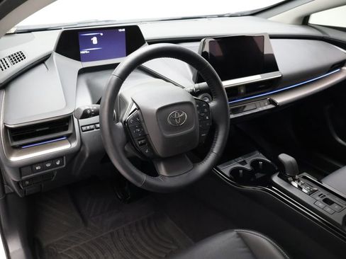 Used 2024 Toyota Prius XLE image 15