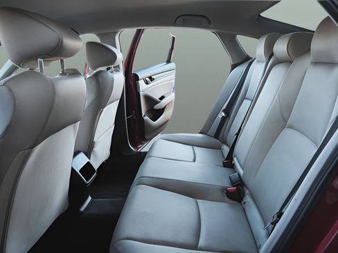 Used 2021 Honda Accord LX image 15