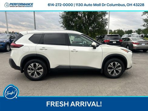 Used 2021 Nissan Rogue SV AWD/4WD image 3