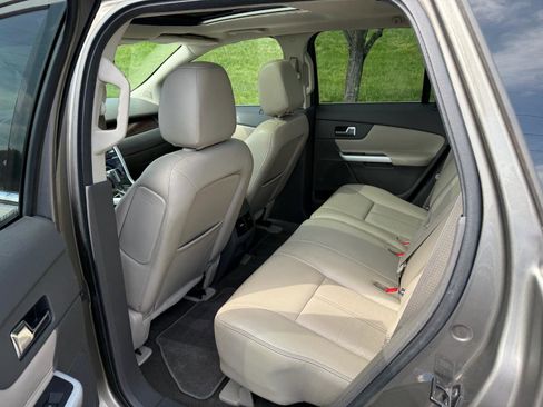 Used 2013 Ford Edge Limited image 12