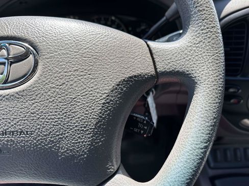 Used 2007 Toyota Sequoia SR5 RWD image 13