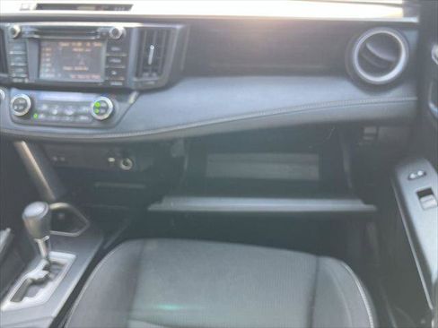 Certified 2018 Toyota RAV4 XLE FWD image 16