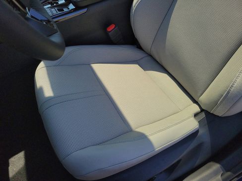 New 2026 Toyota Camry XLE w/ Premium Plus Package AWD/4WD image 17