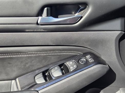 Used 2022 Nissan Altima 2.5 SV w/ SV Premium Package FWD image 84