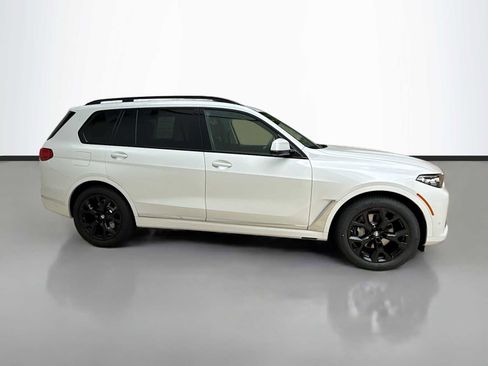 Certified 2022 BMW X7 xDrive40i w/ Executive Package AWD/4WD image 7