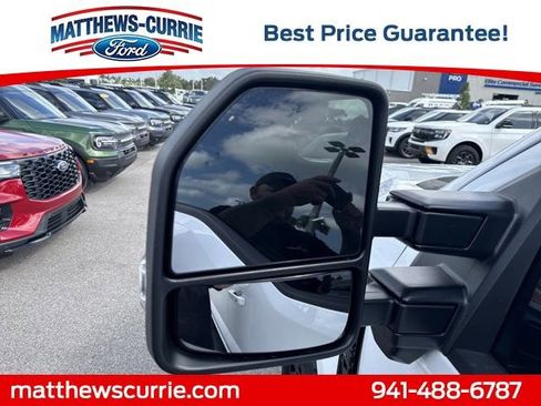 New 2026 Ford F250 Lariat w/ Black Appearance Package image 8