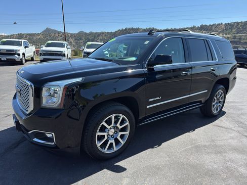 Used 2016 GMC Yukon Denali w/ Enhanced Security Package AWD/4WD image 3