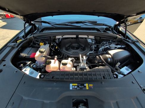 Used 2024 Jeep Grand Cherokee Limited 4xe image 10