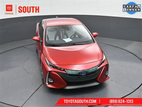 Used 2018 Toyota Prius Prime Advanced image 54