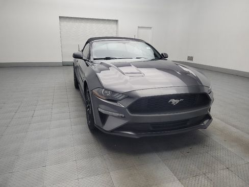 Used 2018 Ford Mustang Convertible w/ Equipment Group 101A RWD image 13