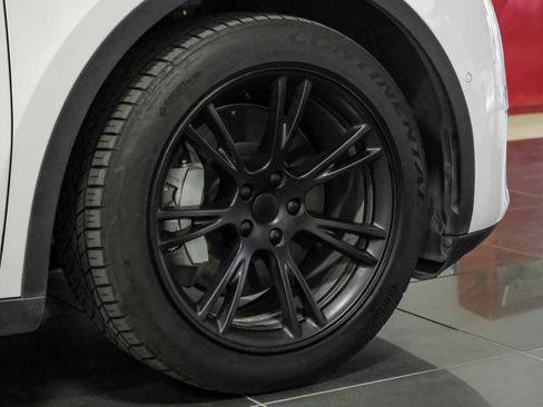 Used 2021 Tesla Model Y Long Range AWD/4WD image 70