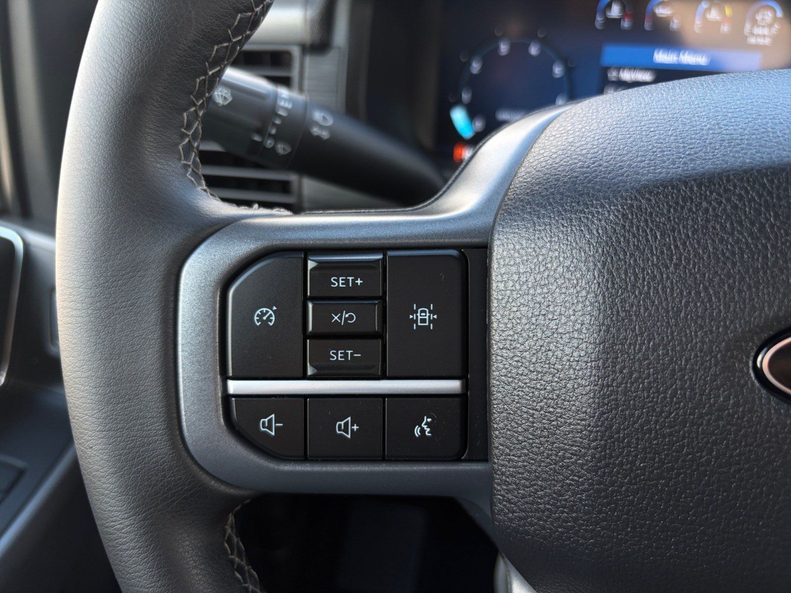 Used 2026 Ford F150 XLT w/ XLT Black Appearance Package RWD image 19