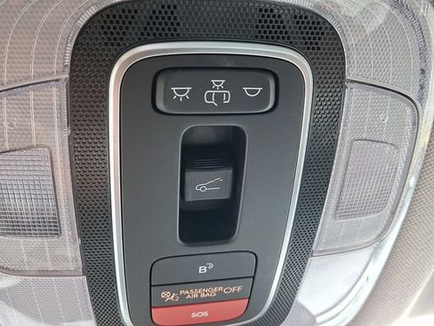 Used 2023 Hyundai Elantra Limited w/ Cargo Package FWD image 34