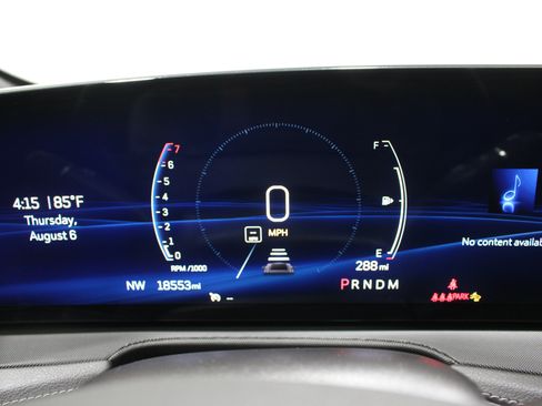 Certified 2024 Cadillac XT4 Luxury w/ Cold Weather Package FWD image 15