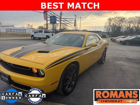 Used 2018 Dodge Challenger GT w/ Driver Convenience Group AWD/4WD image 7