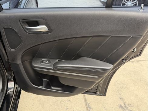 Used 2015 Dodge Charger R/T RWD image 28