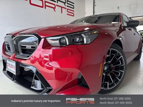 Used 2025 BMW M5 Base w/ Carbon Package image 1