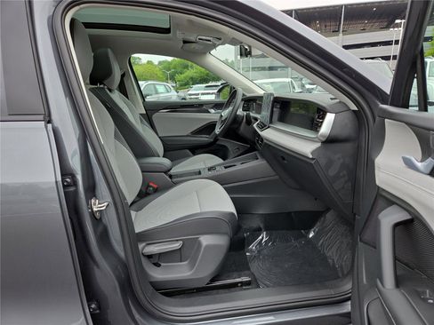 New 2026 Volkswagen Tiguan SE AWD/4WD image 24