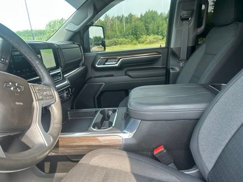 Used 2024 Chevrolet Silverado 2500 LT w/ Z71 Sport Edition AWD/4WD image 21