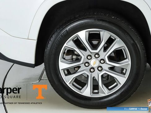 Used 2018 Chevrolet Traverse Premier AWD/4WD image 13